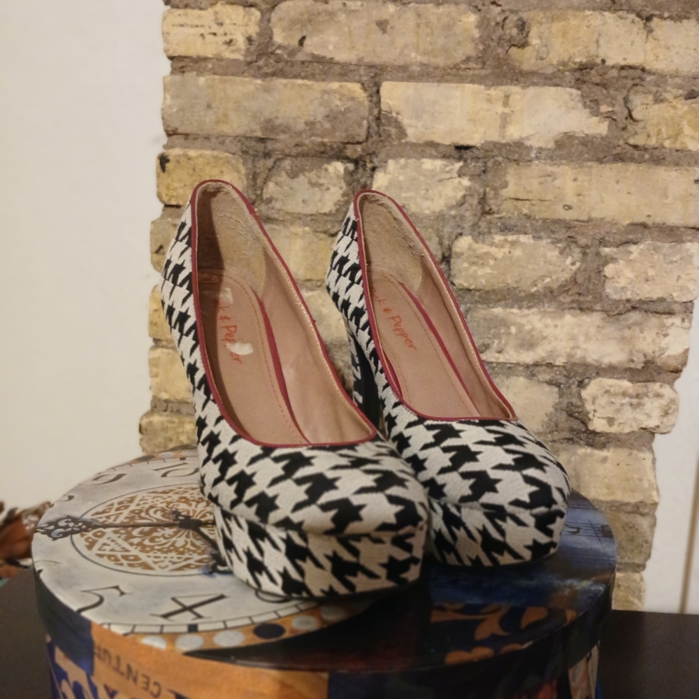 Pierre Hardy Black and White Women's Shoes